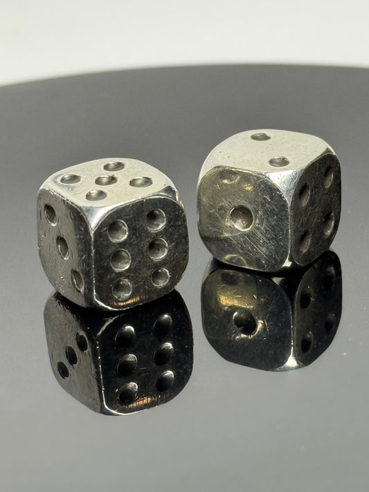 Dados de plata