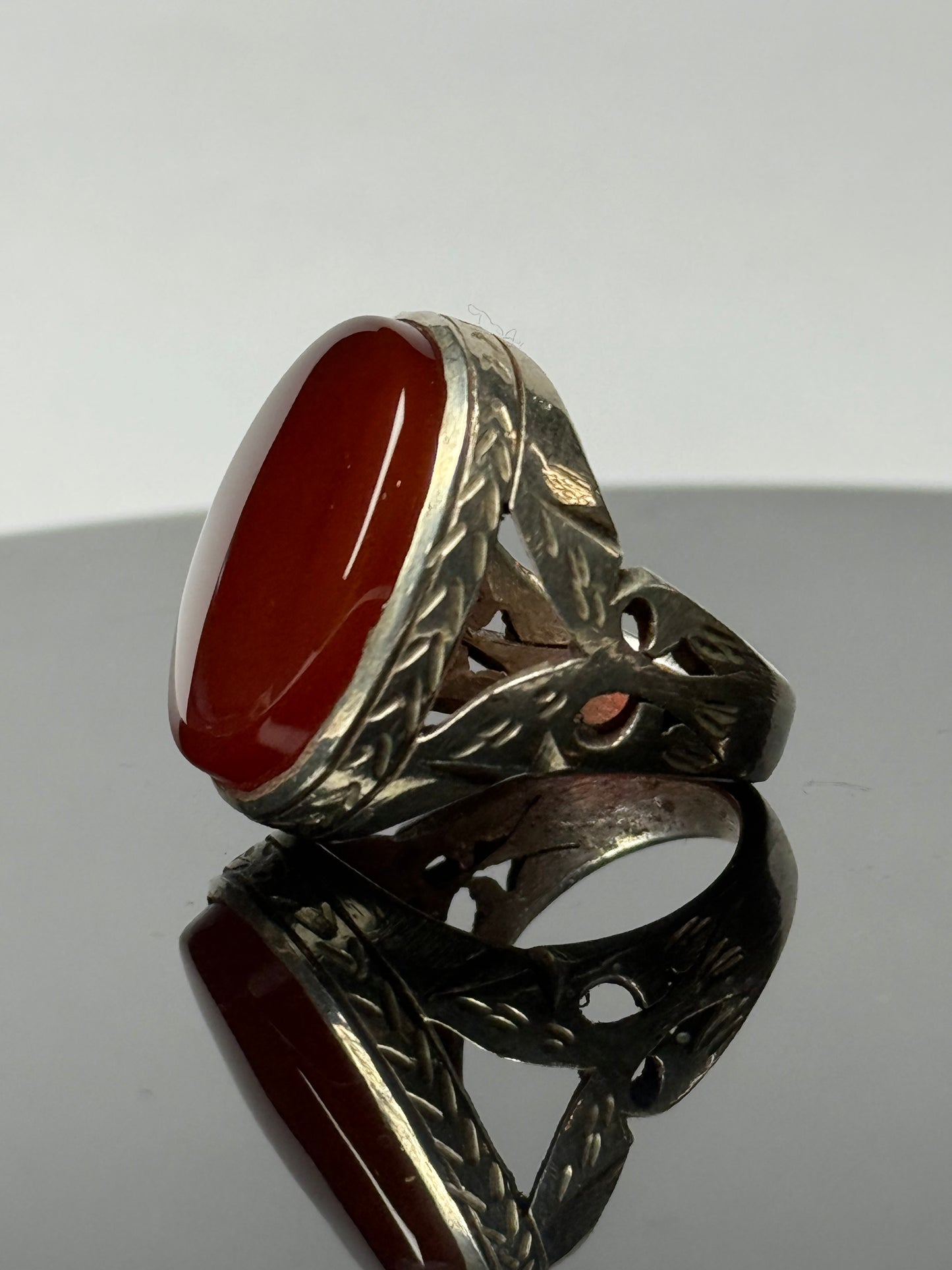 Anillo Afgano
